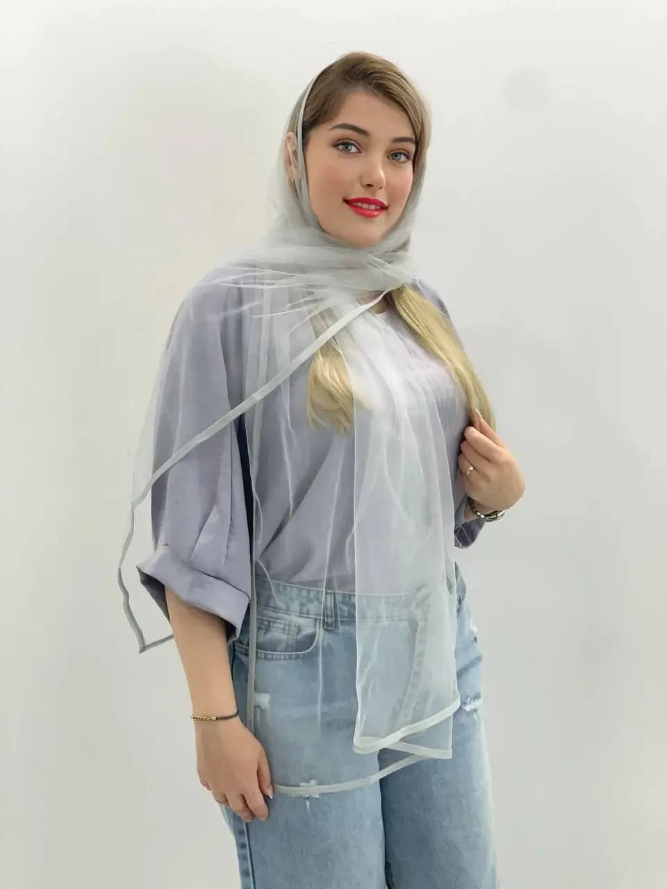 شال حریر شیشه‌ای دوردوزی شده - ظرافت و زیبایی برای استایل بانوی ایرانی