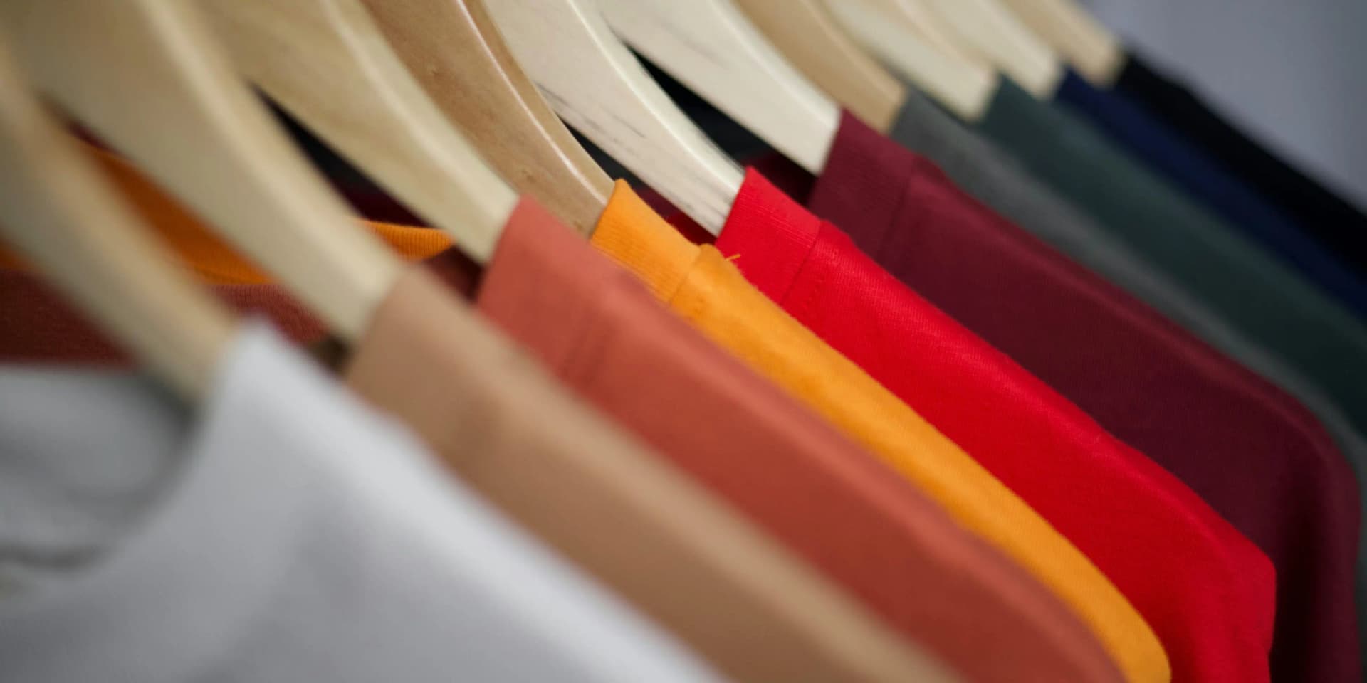 چرخه رنگ در ست کردن رنگ لباس اصول ست کردن رنگ لباس