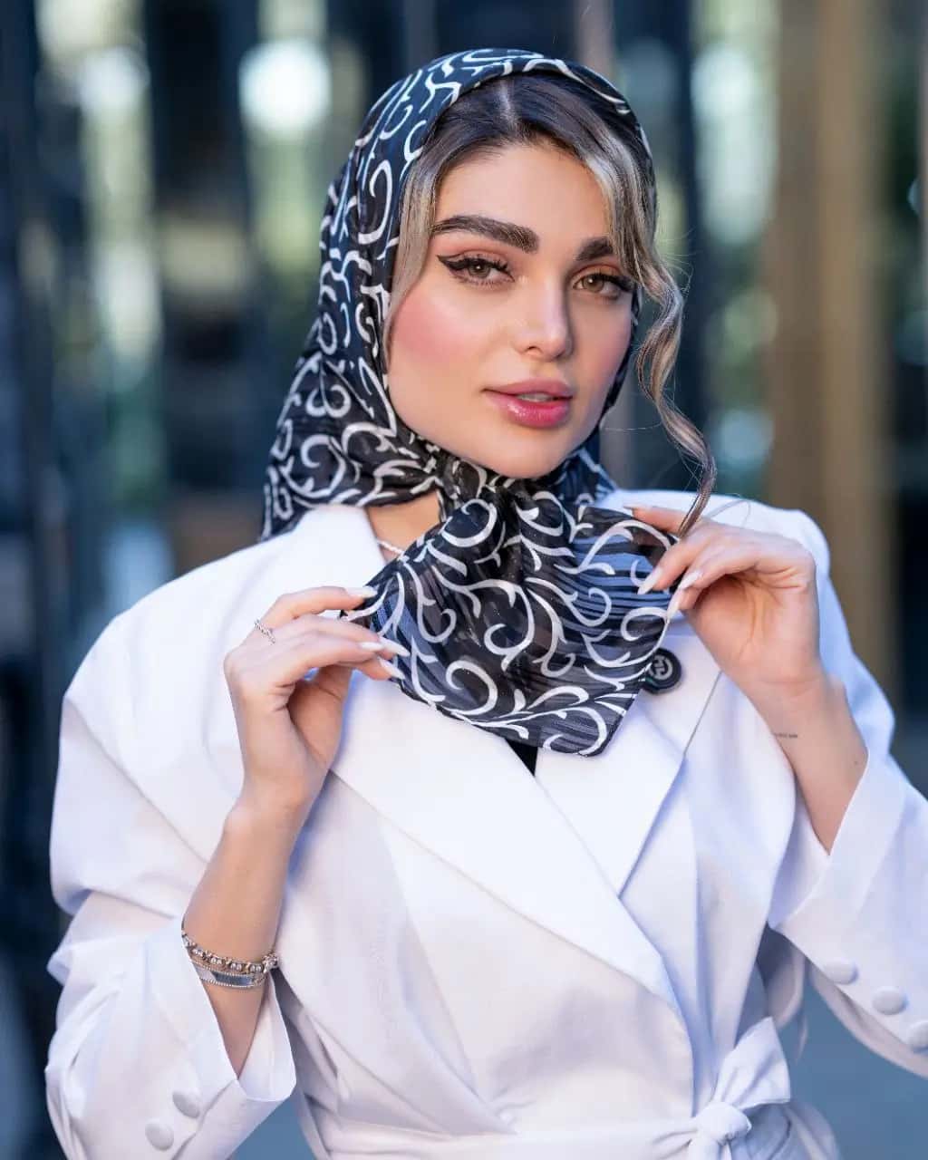 مینی اسکارف مجلسی حریر شاین - مناسب برای استایل شب، میهمانی و روزمره