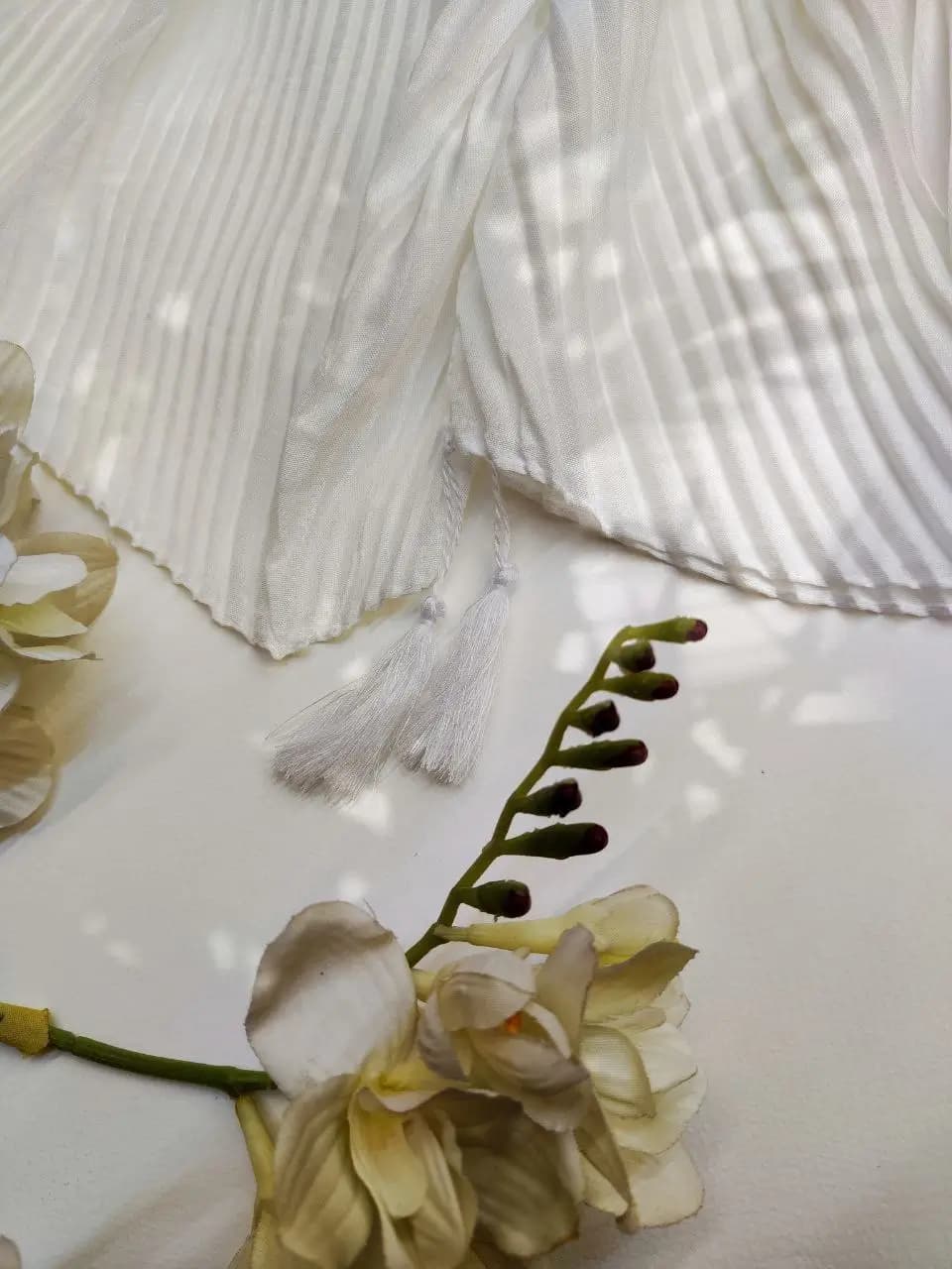 شال پلیسه مونلایت - درخشش بینظیر در استایل مجلسی شما - تصویر دوم