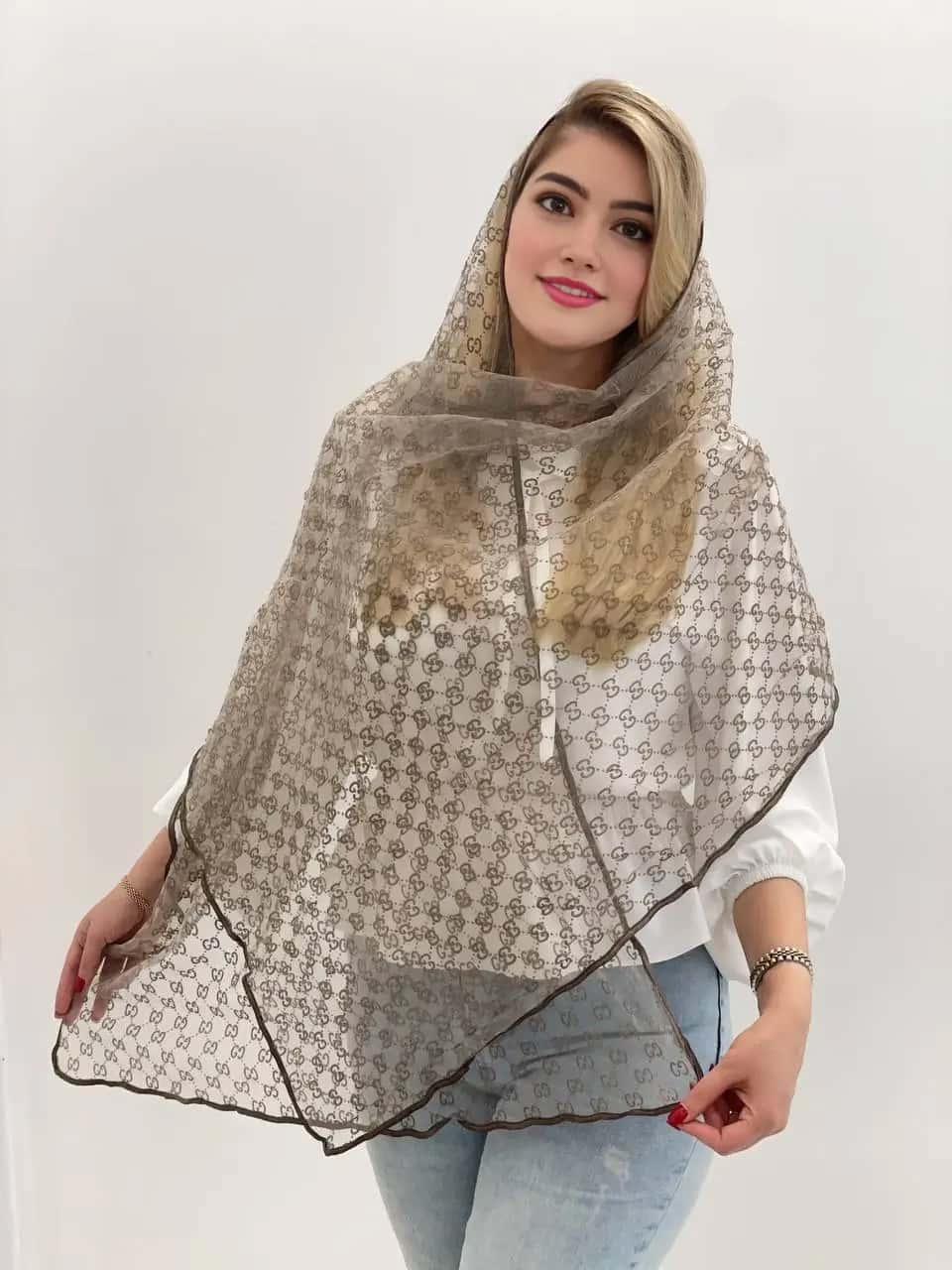 شال توری حریر مخمل کوب - ترکیبی از ظرافت و لوکس بودن در یک اکسسوری خاص